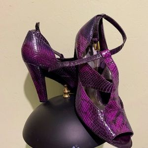 Beautiful 7.5 shoes Vince Vcamuto shoes